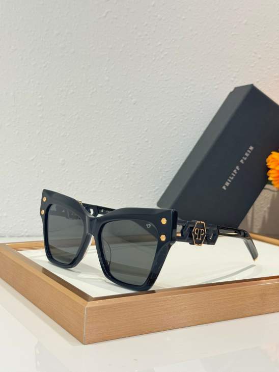 Picture of Philipp Plein Sunglasses _SKUfw80443835fw